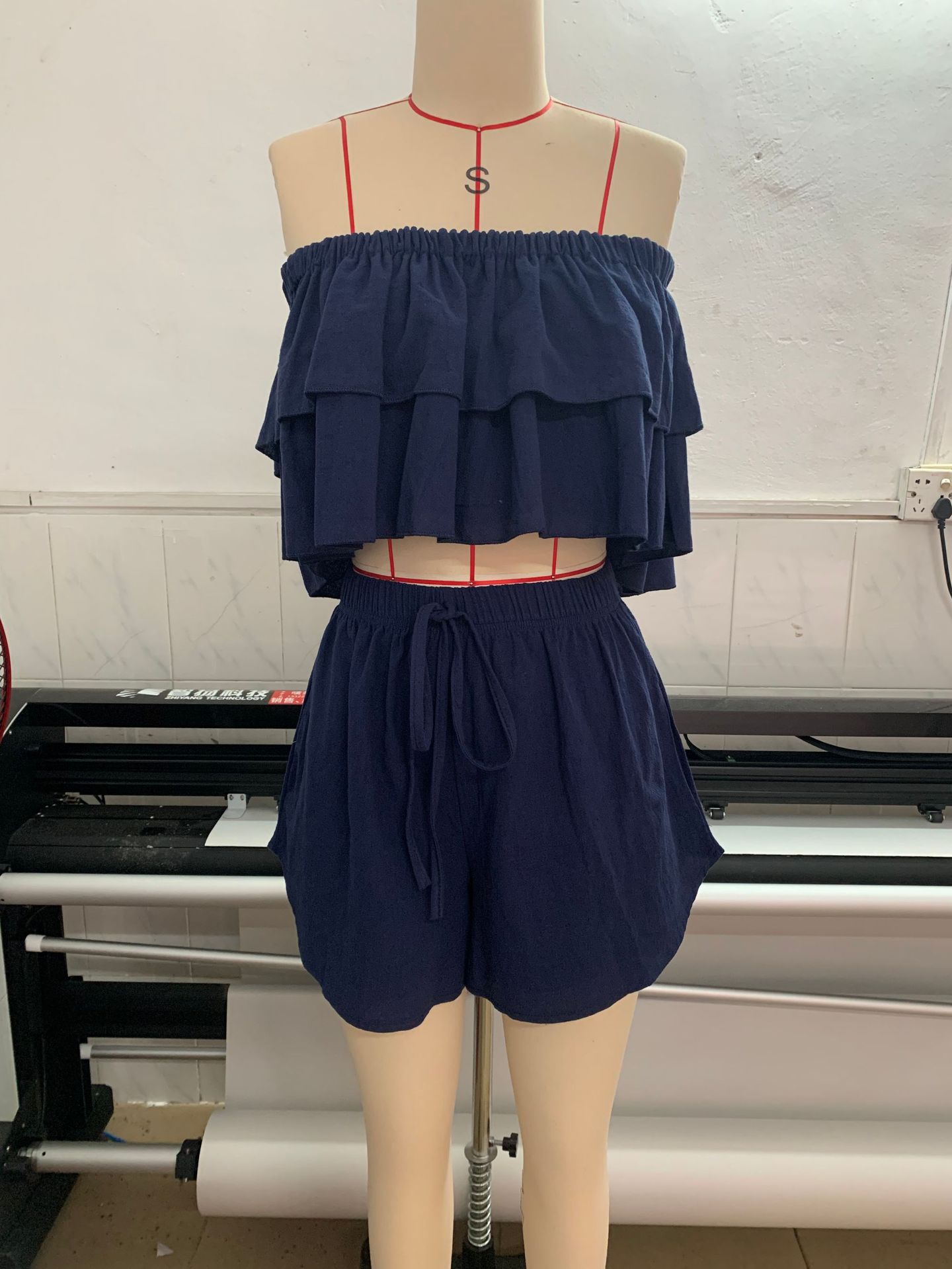 แฟชั่นฤดูร้อนสำหรับผู้หญิง: ชุ - Short Linen Drawstring บทวิจารณ์และราคา