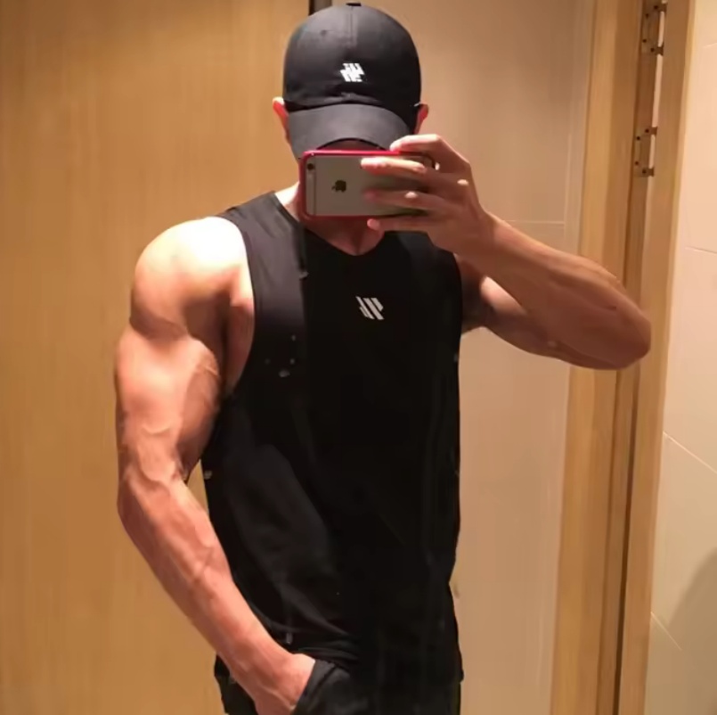 เสื้อกล้ามออกกำลังกายสำหรับผู้ - Tank Top Muscle บทวิจารณ์และราคา
