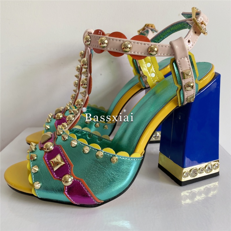 Luxury Rivet T-Strap Sandals W - Casual Sandal Leather บทวิจารณ์และราคา