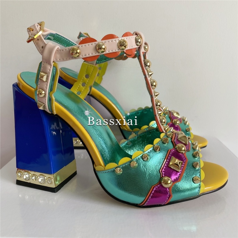 Luxury Rivet T-Strap Sandals W - Casual Sandal Leather บทวิจารณ์และราคา